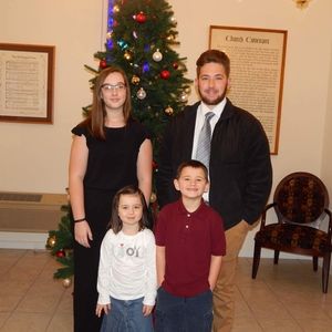 Meet your Posher, Tom andamanda